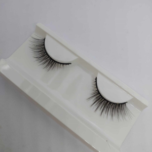 natural eyelash
