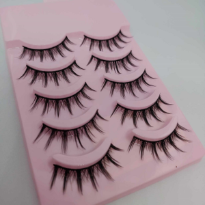 doll eyelash