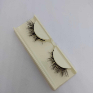 natural eyelash