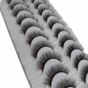 thick fluffy eyelash