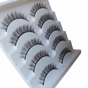short eyelash