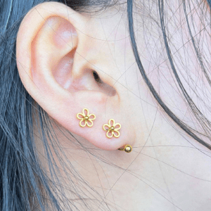 u shape earring